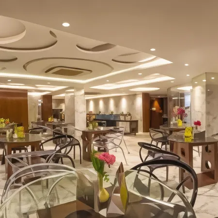 Hotel Kempton Отели рядом с достопримечательностью «Консульство США»