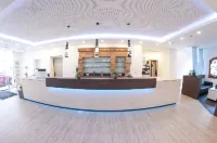 瓦利酒店