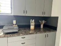 Charming 1-bedroom apartment in vibrant St Thomas with WiFi - 2 Sao