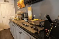 Quality Inn & Suites Tulare - breakfast