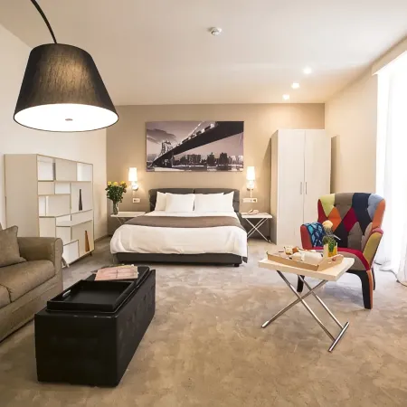 Opera Suite Hotel