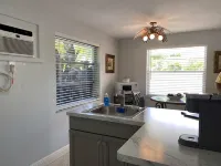 3 Minute walk to beautiful AMI beach! Old Florida Charm with a Modern Flair! - 2星級