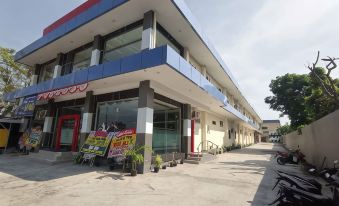 Solaris Hotel, Tegal