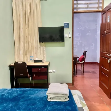Telu Telu Solo