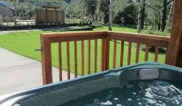 Eagle Fire Lodge & Cabins