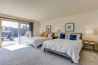 Waterfront Home with King Bed, Spacious, Clean, Pet Friendly. Near SF, Napa - واي فاي
