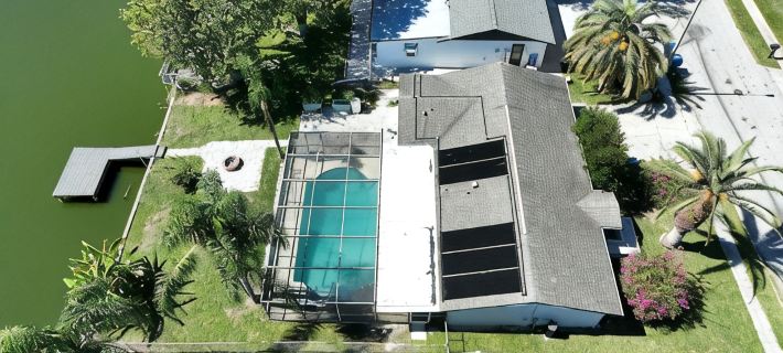 Lakefront Paradise, with Heated Private Pool. Hotels in Pasco County