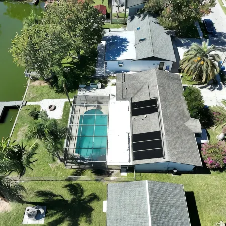 Lakefront Paradise, with Heated Private Pool.