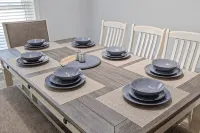 Stylish Villa-Near Stadiums, Large Pool,Pool Table - Wifi