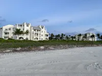Paradise Point Ocean and Pool View 2 King Beds - Wifi