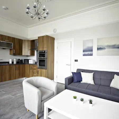 Deluxe 1 bedroom apartment