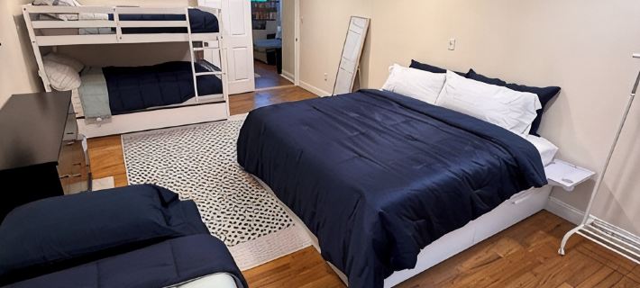 The Ultimate NYC Group Getaway. Sleeps 10 in Hoboken Hotels in Hoboken