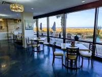Shell Island Resort - All Oceanfront Suites - breakfast