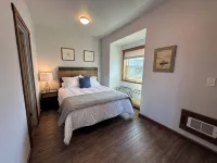 Waterfront 2 Bed-King/Queen , 2 Bath + Incredible Views Perched  over Bodega Bay