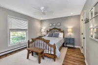 Slopeside Retreat; Summer Escape, Trails, Views, Fireplace, Wifi - 3-Star