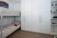 Apartment 62 in the house windward and leeward in a prime location - 4성급