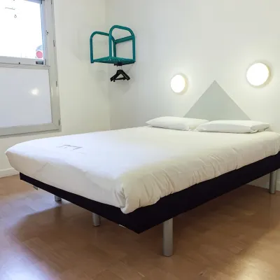 Ibis Budget Paris Porte d'Italie Est โรงแรมใกล้สถานีอาร์อีอาร์ซิเตยูนิแวร์ซิแตร์