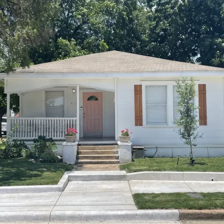 Clay Cottage- Magnolia, Baylor and Downtown Waco