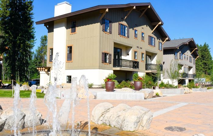 THE MCCALL HIDEAWAY - Cozy Downtown Retreat