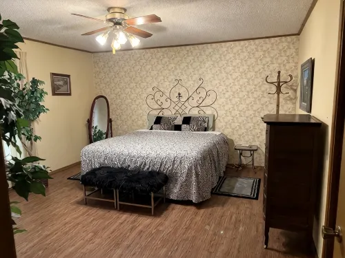 Peace and Quiet in the country  just minutes from TAMU - 3-Star