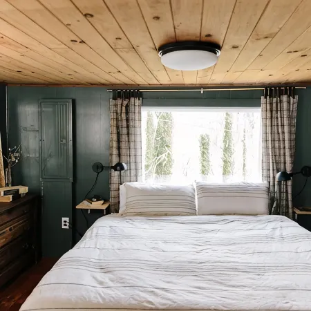 CAPER CABIN at Black Rock Mountain Clayton, GA- A Hiker's Haven