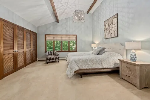 Shuttle to Village/lifts5 miles to base! Cozy Chalet! - 3-Star