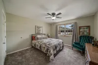 Grand Lake Waterfront home 5 minutes to the boat launch! - 4-Star