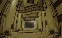 Hotel Harmonis Classic Tarakan - 2つ星