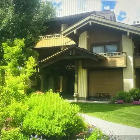 Wildflower 552, Half Price Lift Tix, SV Inn Pool and Rec Pass, Walk to SV Resort