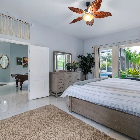 Palm Coast Oasis Retreat- 15 Min to Beach