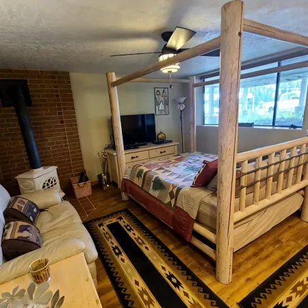 Brian Head Village Escape 4/3 with Ski Slope Views Across from the Lift Unit J-2