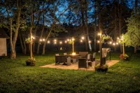 Dog-Friendly Farmhouse • Hot Tub • 1+ Acre • Near Beach, Golf, and Casino! - Homestays