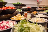 Royal Plaza Hotel - breakfast