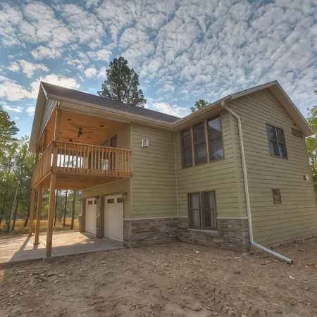 Sleepy Hollow Cabin with hot tub located in Powder House Pass