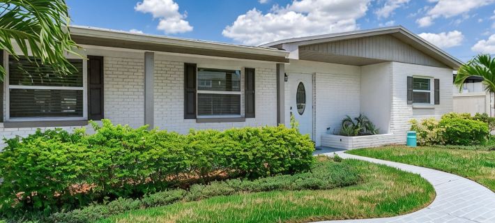Heated pool on water, 3-bedroom house in beautiful Tampa Hotels in Town 'n' Country