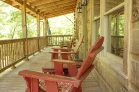 Bearadise Cabin on 300+ ft of Brasstown Creek: Near John C. Campbell Folk School - Chalets