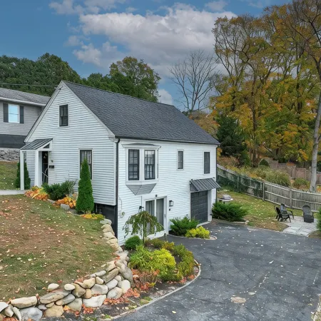 DT Mystic Renovated 3BR Mystic Cape house