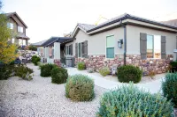 Spotless,Booking for Summer Fall and Winter 3Bdrm 2BTH One Level Great Location! - Gym