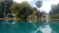 Delta Park Hotel - piscine