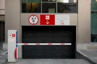 Ibis Baku City - parking