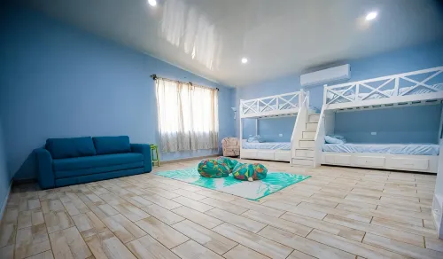 Spacious 5-bedroom house with capacity of 20+ people in Playa Metalio Sonsonate - 3 stelle