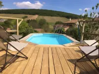 Les Portails Bleus Hotels in Cluny