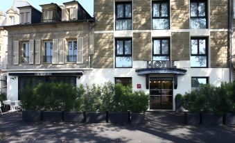 Hôtel le Collonges TV connecté Wifi Netflix