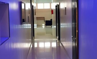 Mg Way Hotel