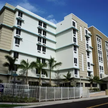 SpringHill Suites Miami Downtown/Medical Center Отели рядом с достопримечательностью «Порт оф Майами»