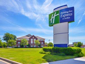 Holiday Inn Express & Suites Southfield - Detroit