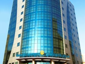 Golden Ocean Hotel