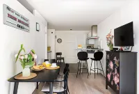 Appartements - le Logis Versaillais Hotels in Buc