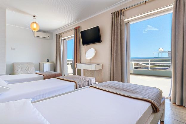 Archontiki City Hotel