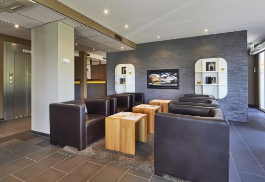 체크인 카운터 이미지